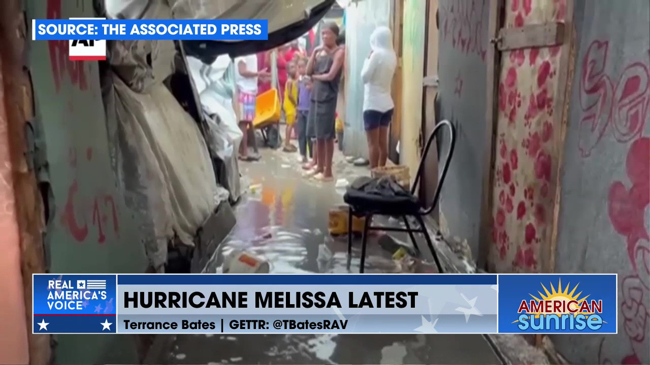 TRUMP MEETS WITH XI IN SOUTH KOREA