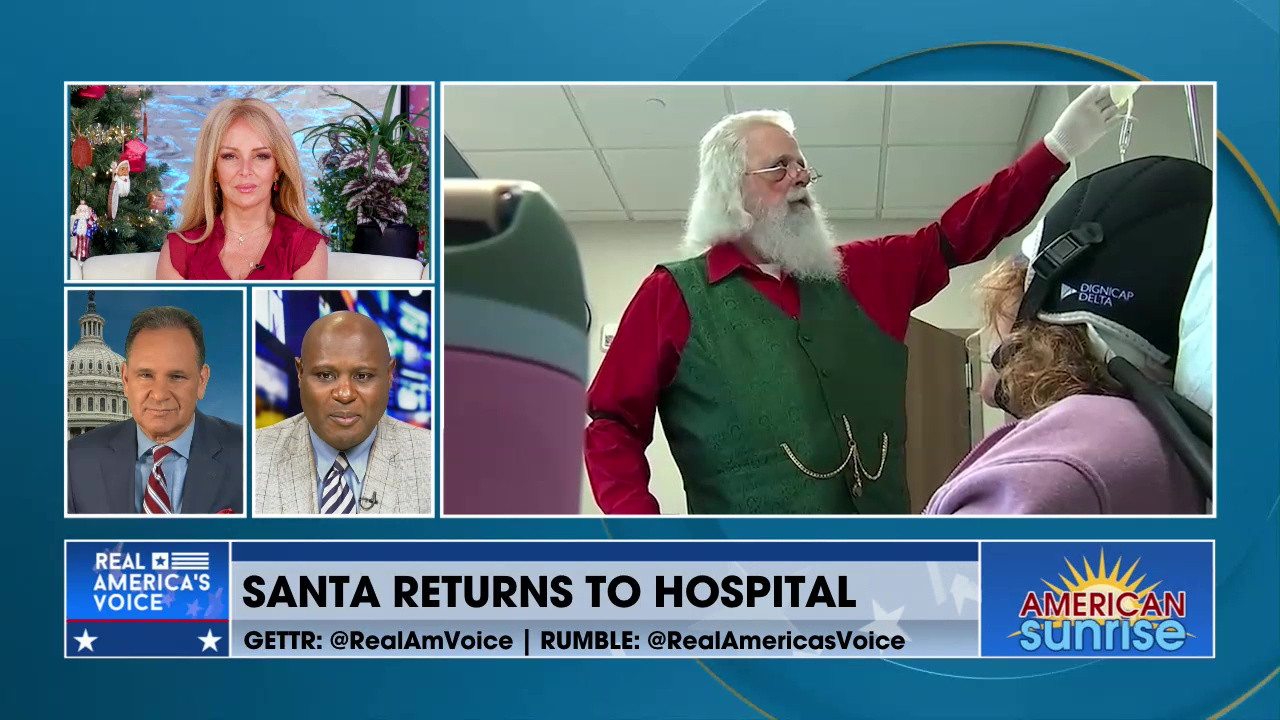 SANTA RETURNS TO HOSPITAL