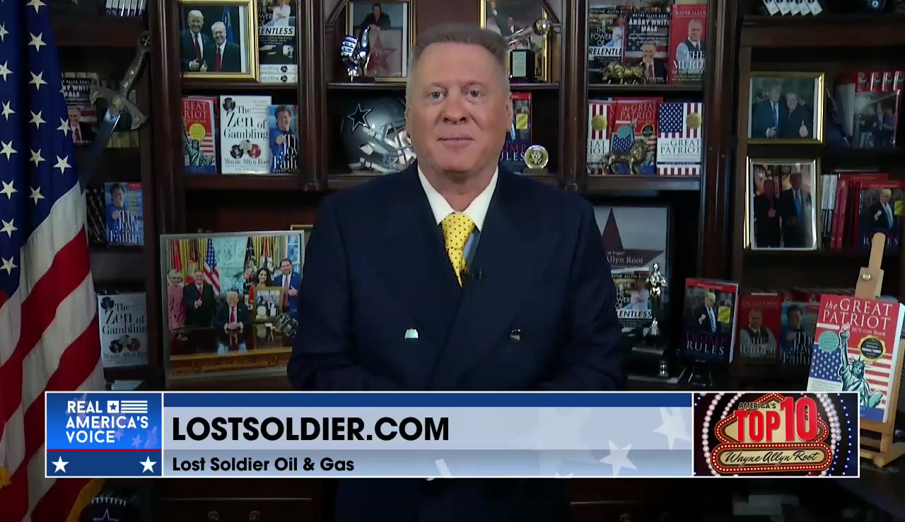 PRESIDENT TRUMP LOVES AMERICA