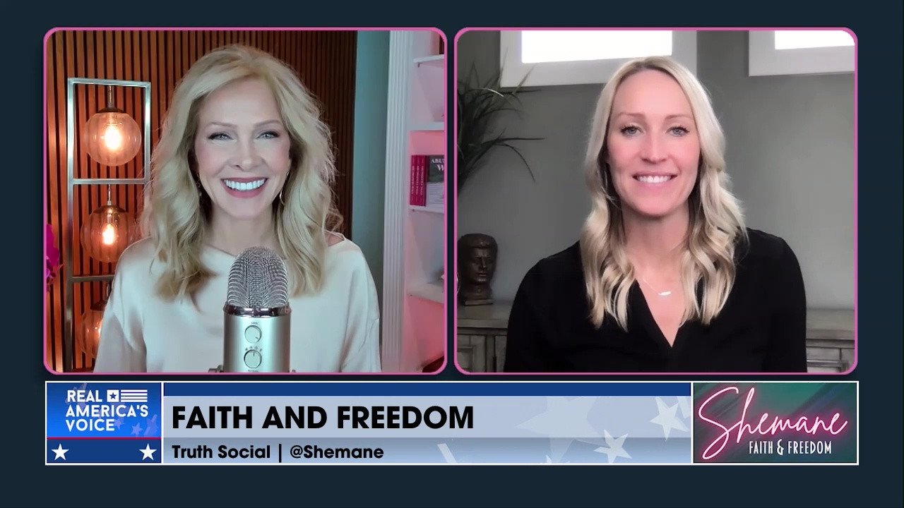 WHAT WAS GEORGE MAGAZINE?