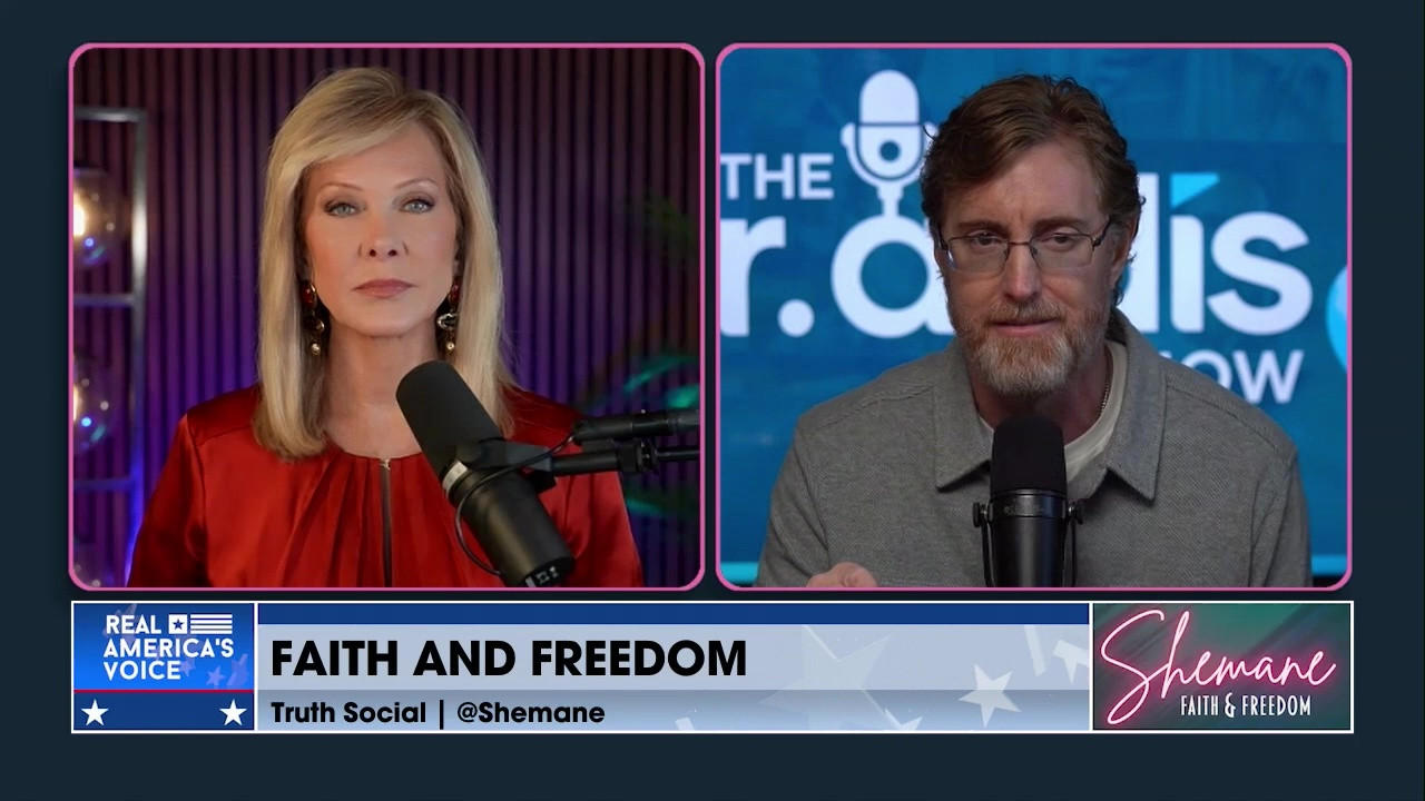 AT WHAT AGE SHOULD KIDS HAVE PHONES?