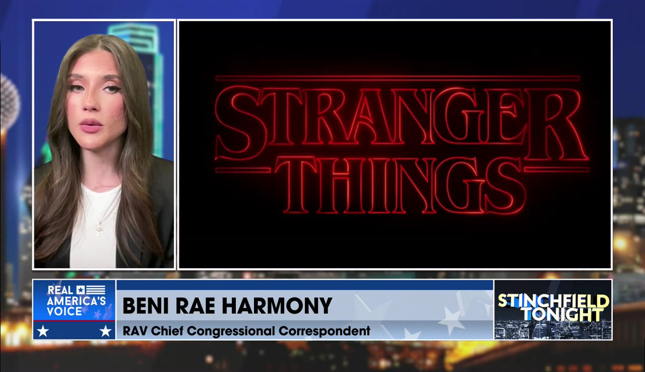 NETFLIX PLOT TWIST: MAIN CHARACTER IS GAY