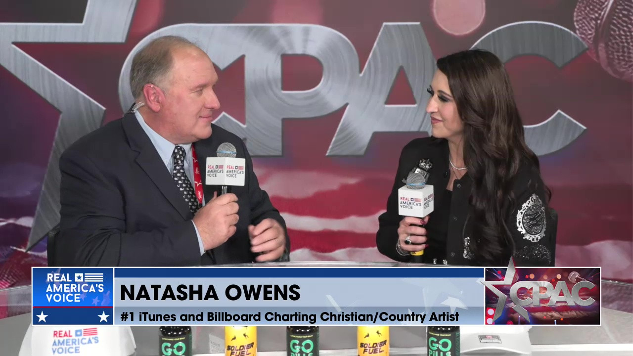 NATASHA OWENS ADVICE TO YOUNG CONSERVATIVE ASPIRING ARTISTS