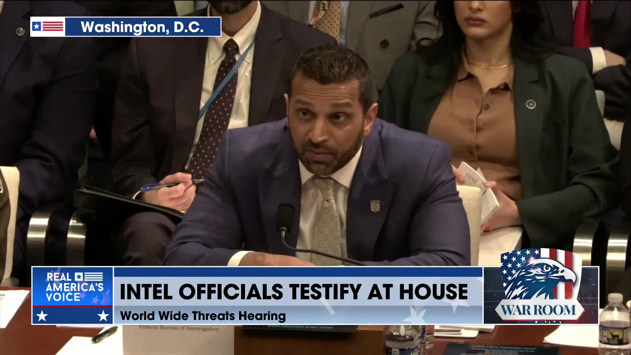 THE WAR ROOM WITH STEPHEN K. BANNON, EPISODE 5229 PART 1