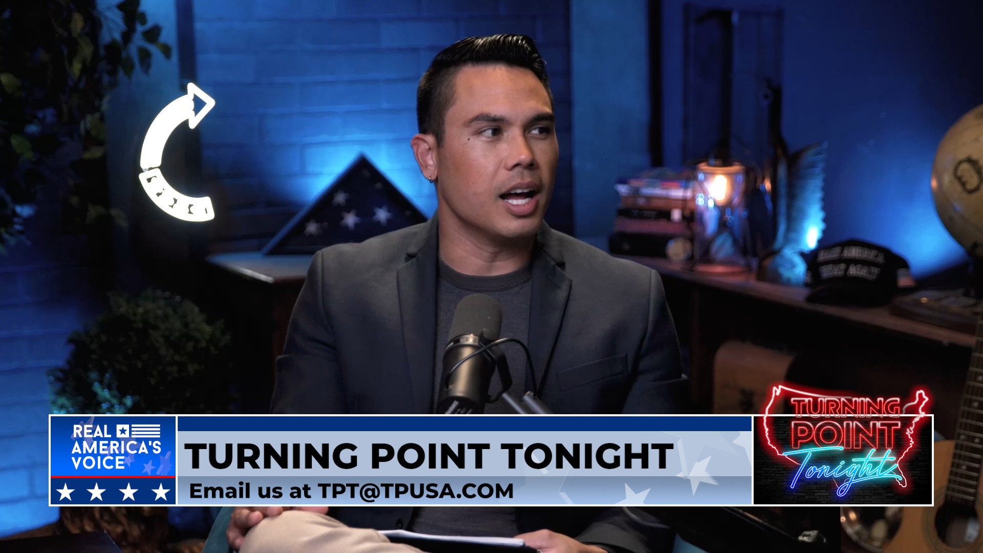 Would you Take Famly Planning Advice from Rachel Bloom?