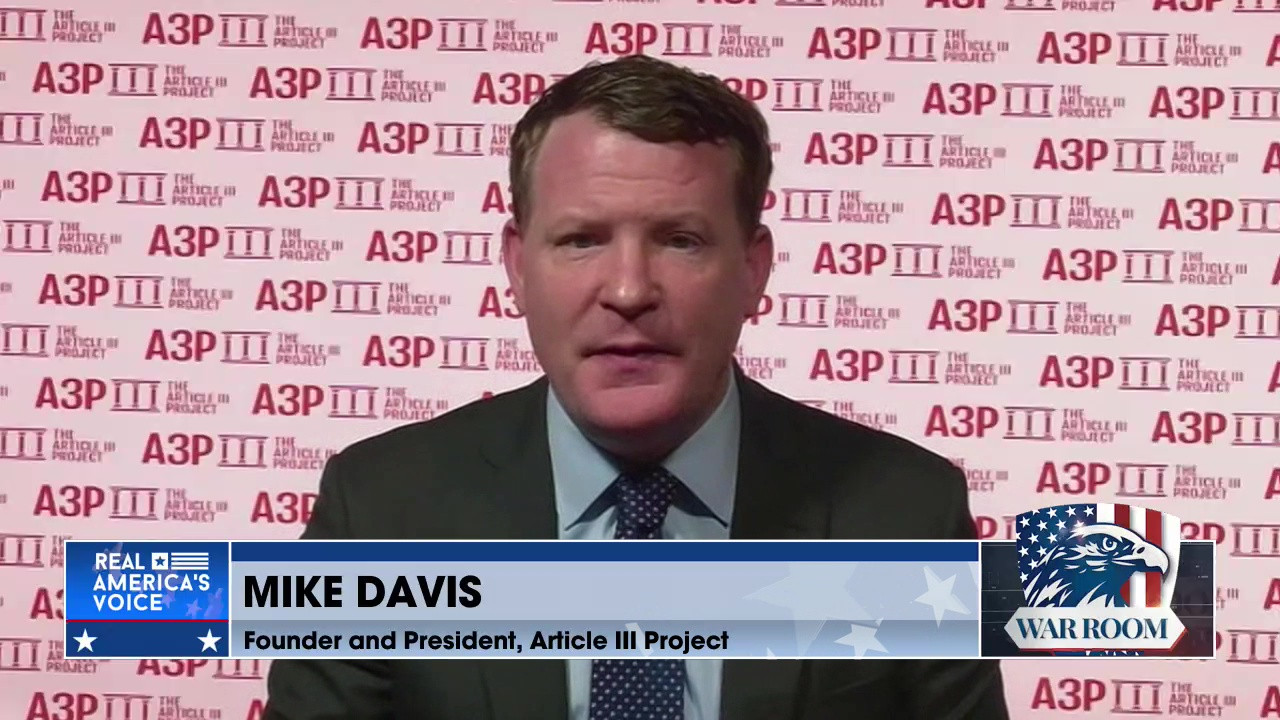 THE WAR ROOM WITH STEPHEN K. BANNON, EPISODE 5228 PART 1