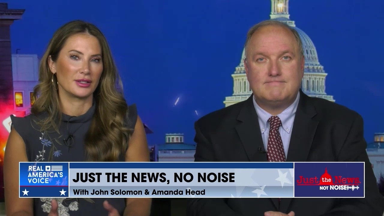 JOHN TELLS HIS HILARIOUS WHITE HOUSE SHOE STORY